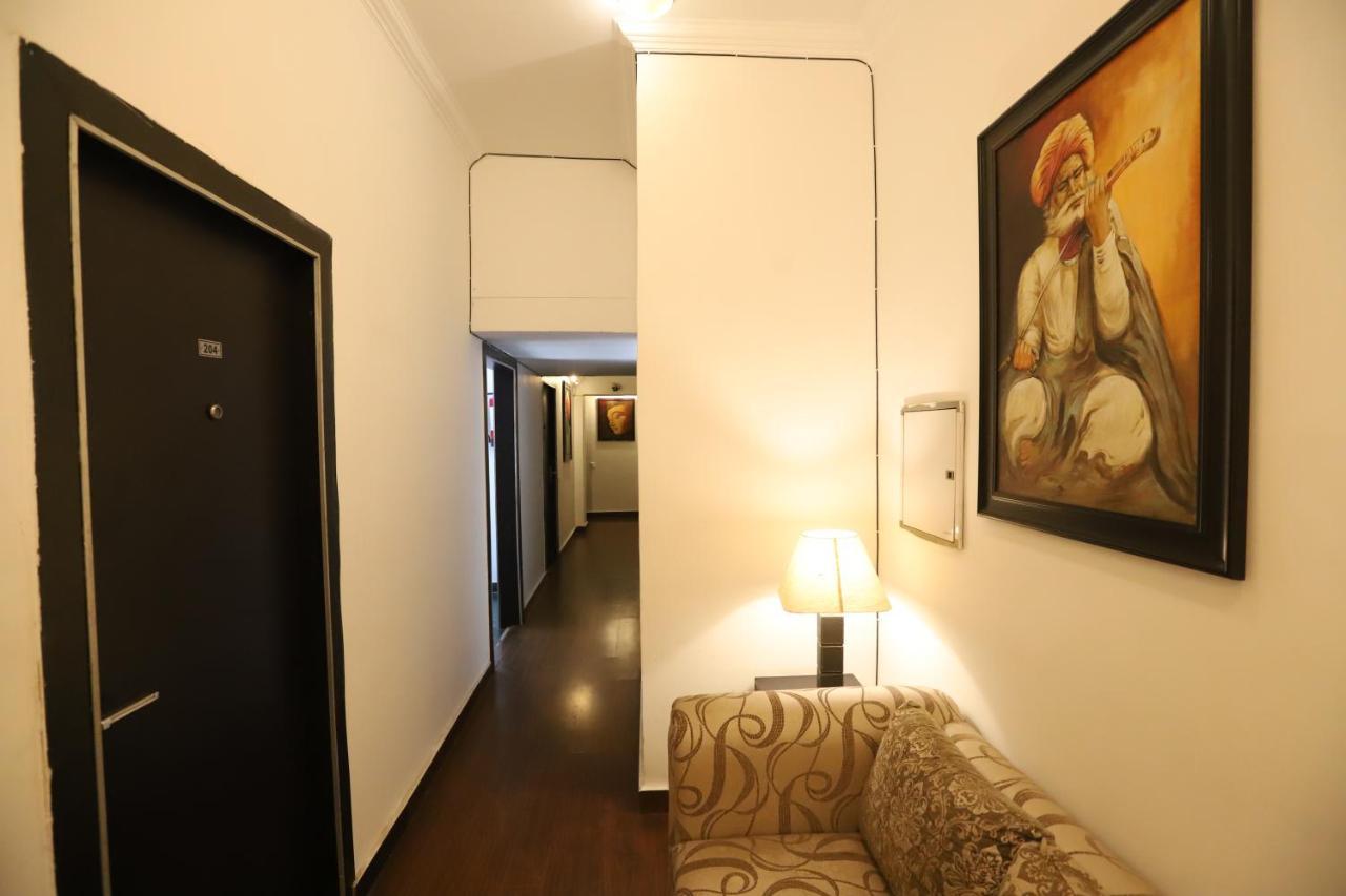 Hotel Capitol Hills Greater Kailash Delhi Neu-Delhi Exterior foto